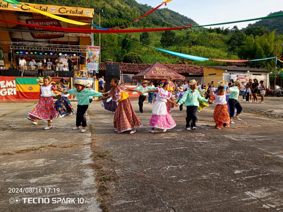 El primer día del Carnaval de la Panela, los protagonistas son los niños. El primer día del Carnaval de la Panela, los protagonistas son los niños.