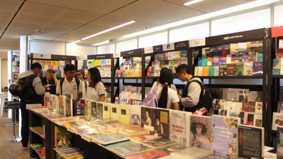 La Feria del Libro de Manizales estará abierta desde las 8:00 a.m. hasta las 8:00 p.m. La Feria del Libro de Manizales estará abierta desde las 8:00 a.m. hasta las 8:00 p.m.