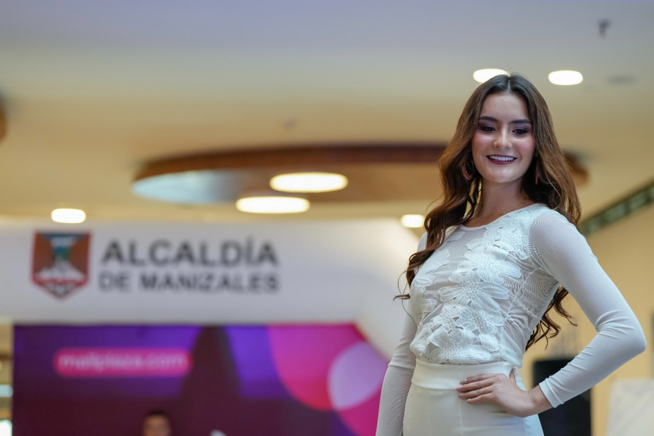 La reina de Nuevo Horizonte, Emily Díaz Henao. La reina de Nuevo Horizonte, Emily Díaz Henao.