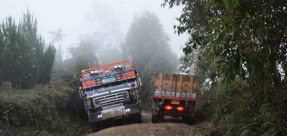 El Consorcio Eleín Samaná anunció restricciones vehiculares y paso intermitente por tres días en la vía Riosucio (Caldas) - Jardín (Antioquia). Conozca los horarios y el tramo con intervenciones programadas. El Consorcio Eleín Samaná anunció restricciones vehiculares y paso intermitente por tres días en la vía Riosucio (Caldas) - Jardín (Antioquia). Conozca los horarios y el tramo con intervenciones programadas.