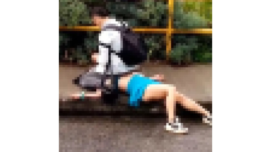 La pareja protagonizó la discusión en vía publica del barrio Nevado. La pareja protagonizó la discusión en vía publica del barrio Nevado.