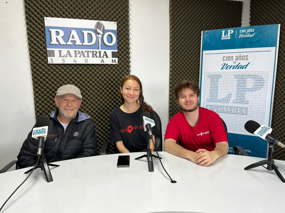 Augusto Muñoz, Helena Galvis y David Gómez, integrantes de Teatro Punto de Partida Augusto Muñoz, Helena Galvis y David Gómez, integrantes de Teatro Punto de Partida