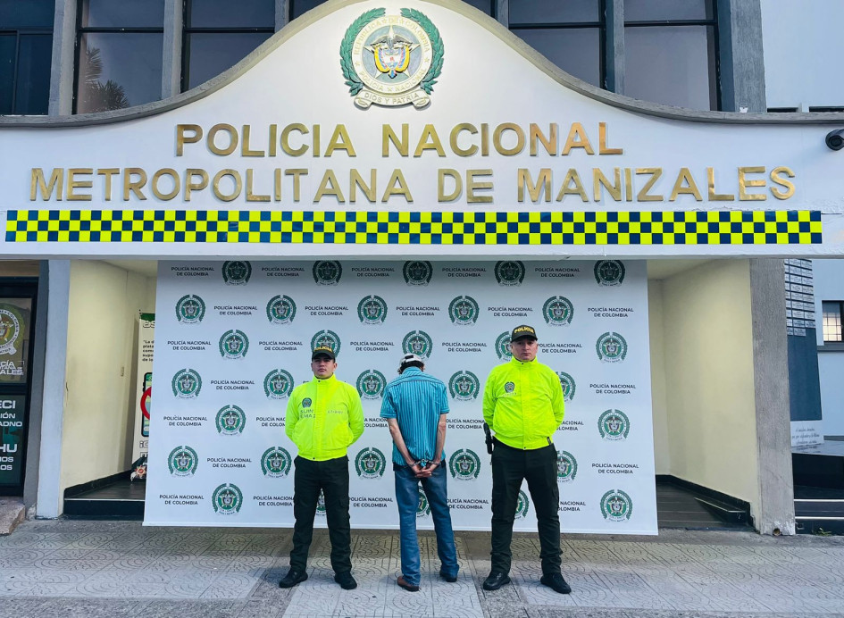 La Comadreja es reconocido por cometer hurtos en menor cuantía a supermercados en Manizales y Villamaría. La Comadreja es reconocido por cometer hurtos en menor cuantía a supermercados en Manizales y Villamaría.