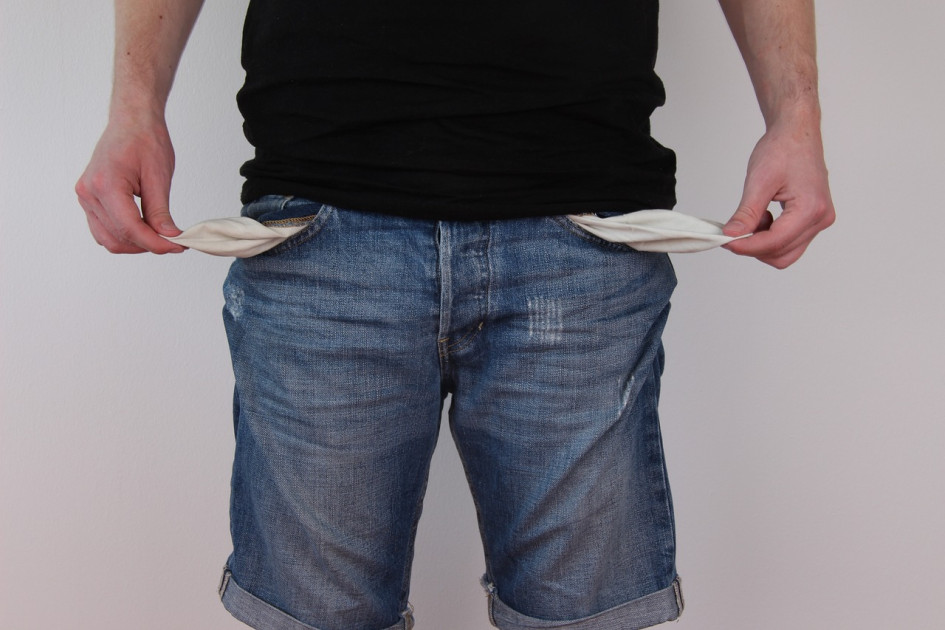 La víctima sostiene que entre el empeñador y la propietaria del negocio hay relación. Dice que perdió unos $2 millones. La víctima sostiene que entre el empeñador y la propietaria del negocio hay relación. Dice que perdió unos $2 millones.