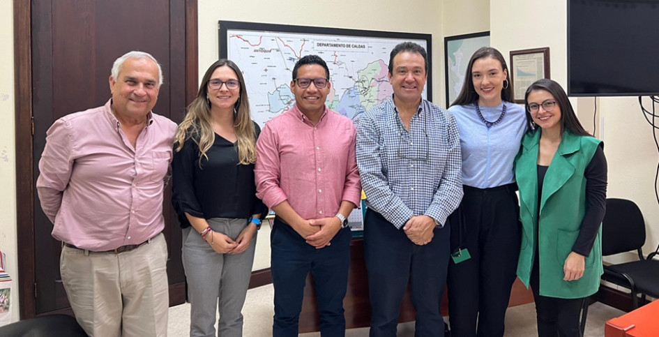 La Gobernación de Caldas trabaja en fortalecer su articulación con el sector privado para revivir la vocación logística del departamento e impulsar el desarrollo. De reunión con gremios Foto | Cortesía | LA PATRIA