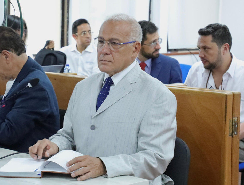 Foto / JEP / LA PATRIA El coronel (r) Mejía Gutiérrez fue acusado por la Unidad de Investigación y Acusación de la JEP de cometer 35 hechos que resultaron en la victimización de 72 personas. Foto / JEP / LA PATRIA El coronel (r) Mejía Gutiérrez fue acusado por la Unidad de Investigación y Acusación de la JEP de cometer 35 hechos que resultaron en la victimización de 72 personas.