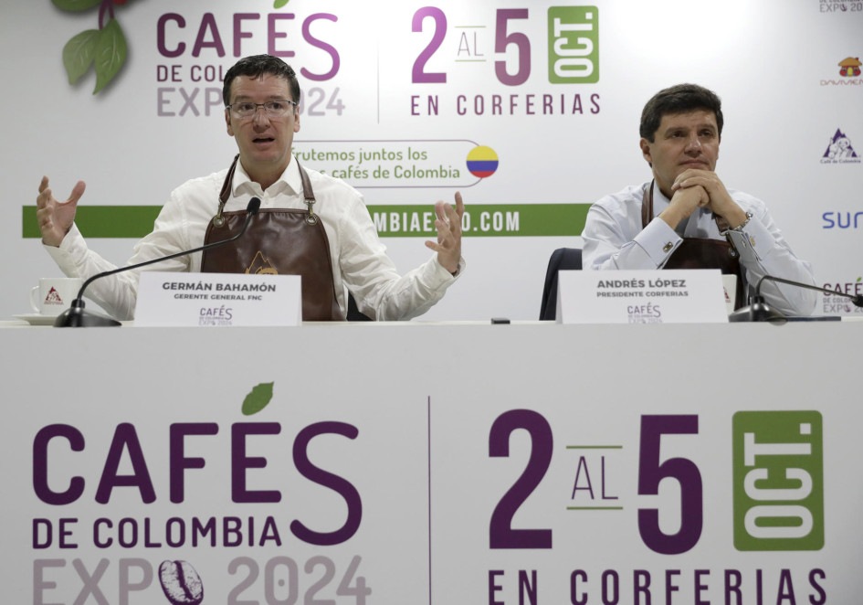 El gerente general de la Federación Nacional de Cafeteros (FNC), Germán Bahamón (izq.), y el presidente ejecutivo de Corferias, Andrés López. El gerente general de la Federación Nacional de Cafeteros (FNC), Germán Bahamón (izq.), y el presidente ejecutivo de Corferias, Andrés López.