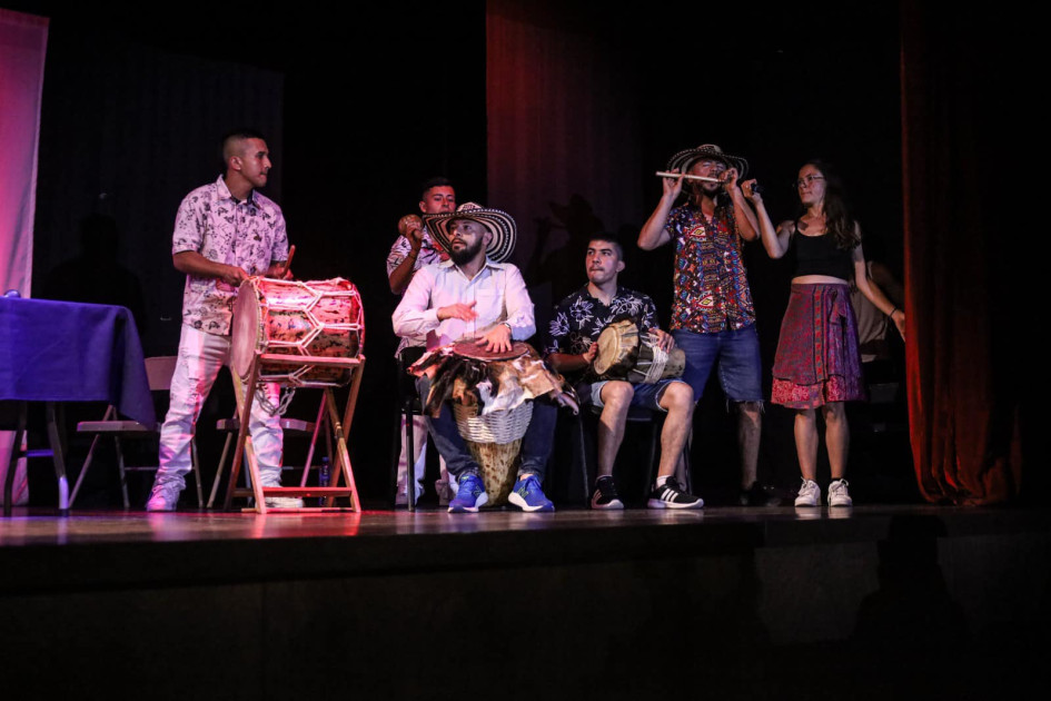 La agrupación folclórica de la Casa de la Cultura de Villamaría expuso su talento en Playa del Carmen (México). Interpretaron ritmos colombianos en el Festival Internacional de Bamba por la Playa. La agrupación folclórica de la Casa de la Cultura de Villamaría expuso su talento en Playa del Carmen (México). Interpretaron ritmos colombianos en el Festival Internacional de Bamba por la Playa.