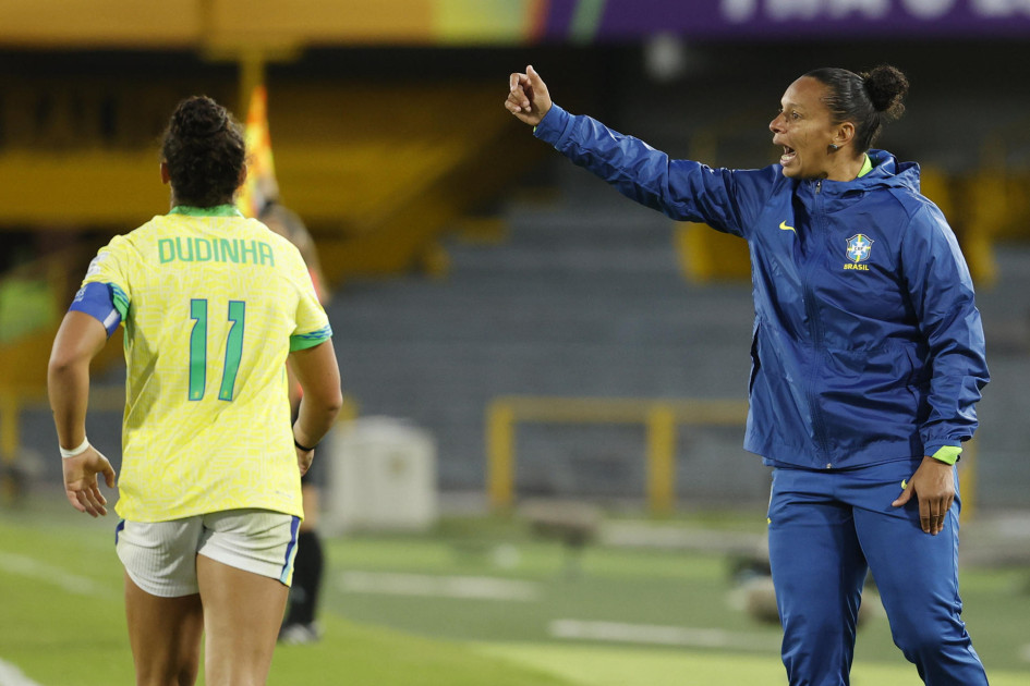 La seleccionadora Rosana dos Santos Augusto de Brasil. La seleccionadora Rosana dos Santos Augusto de Brasil.