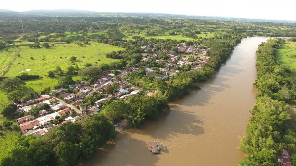 El río La Miel, que baña al corregimiento de San Miguel, se está viendo afectado por la minería ilegal según la denuncia ciudadana. El río La Miel, que baña al corregimiento de San Miguel, se está viendo afectado por la minería ilegal según la denuncia ciudadana.