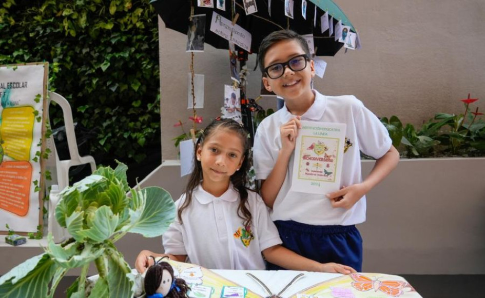 Proyecto 'Cuidemos el planeta y cultivemos el futuro', de Juan Miguel González e Isabela Delgado, estudiantes de la Institución Educativa La Linda. Proyecto 'Cuidemos el planeta y cultivemos el futuro', de Juan Miguel González e Isabela Delgado, estudiantes de la Institución Educativa La Linda.