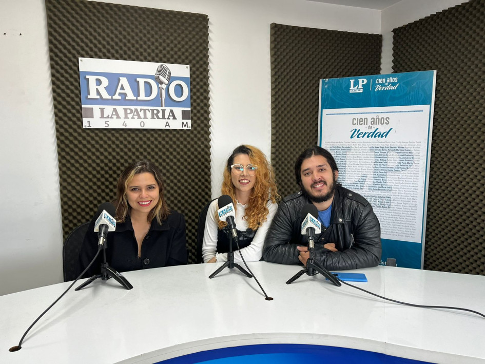 Paula Andrea Flórez, Juanita Álvarez y Jesús Bobadilla, creadores del proyecto local Hijas de Rock. Paula Andrea Flórez, Juanita Álvarez y Jesús Bobadilla, creadores del proyecto local Hijas de Rock.
