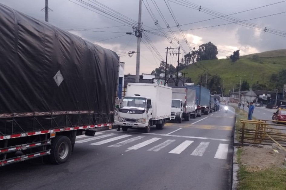 Así se ve el bloqueo en Manizales, en el sector de Maltería, a eso de las 5:30 p.m. de este martes, 3 de septiembre. Así se ve el bloqueo en Manizales, en el sector de Maltería, a eso de las 5:30 p.m. de este martes, 3 de septiembre.