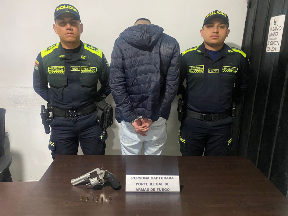 El capturado con el arma de fuego podría pagar entre 9 y 12 años de prisión. El capturado con el arma de fuego podría pagar entre 9 y 12 años de prisión.