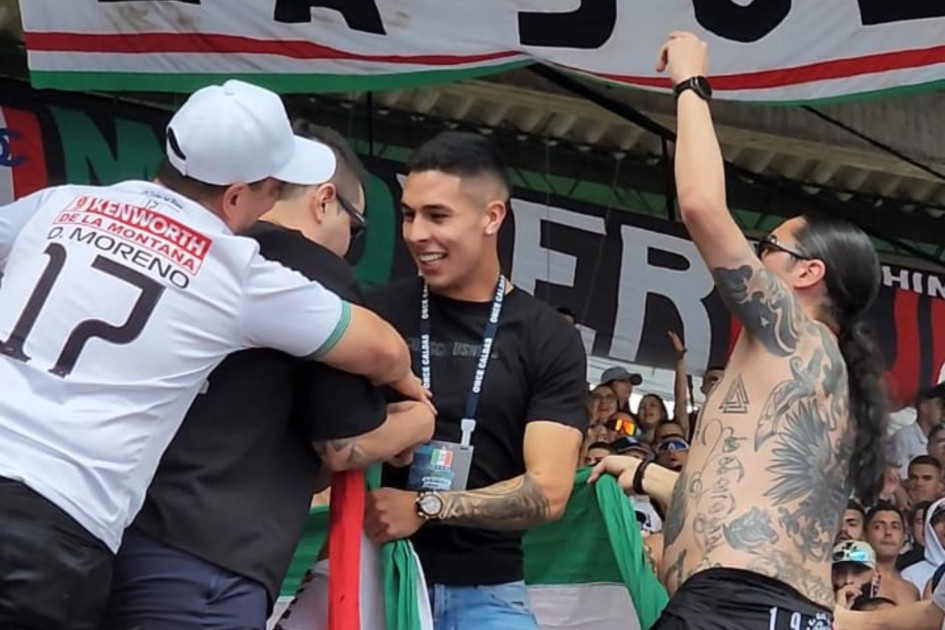 Mateo García en la barra Holocausto Norte Mateo García en la barra Holocausto Norte