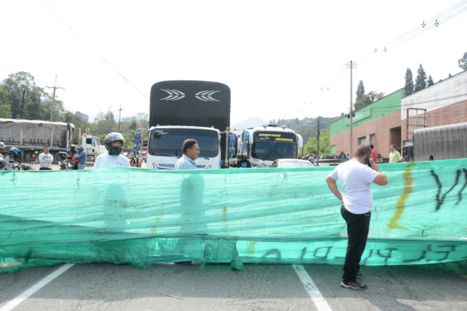Este era el panorama en la mañana de este miércoles durante el paro de camioneros en Manizales. Este era el panorama en la mañana de este miércoles durante el paro de camioneros en Manizales.