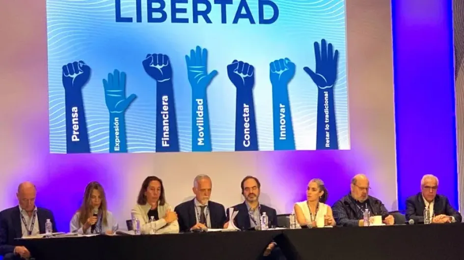En Argentina se lleva a cabo la 80.ª Asamblea General de la Sociedad Interamericana de Prensa. En Argentina se lleva a cabo la 80.ª Asamblea General de la Sociedad Interamericana de Prensa.
