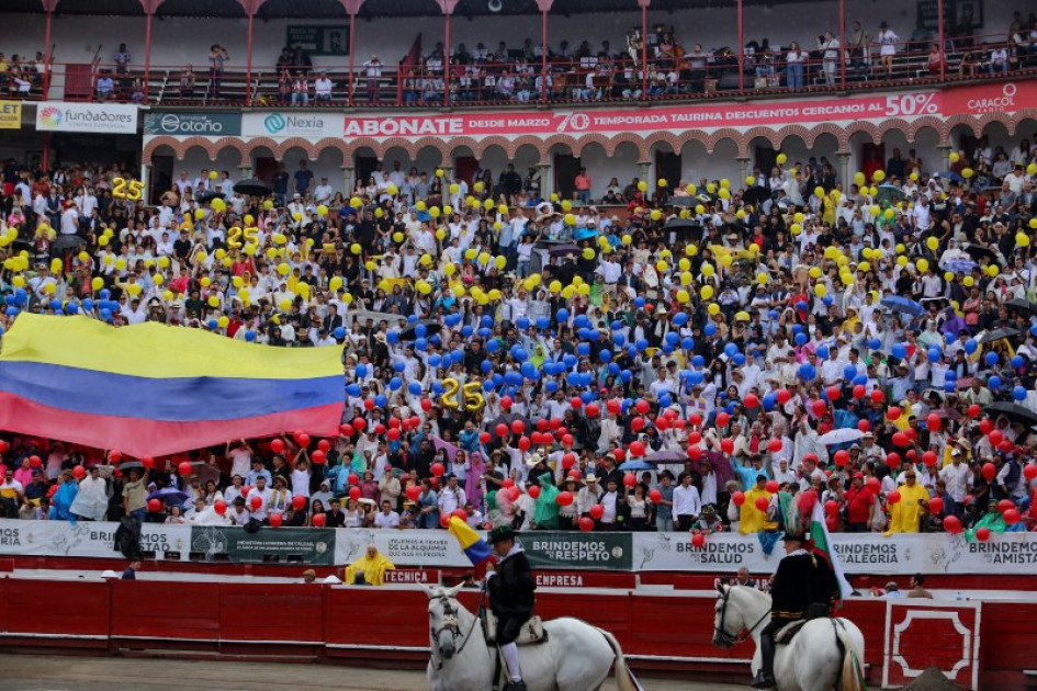 Los aficionados esperan por la conformación de los carteles. Los aficionados esperan por la conformación de los carteles.