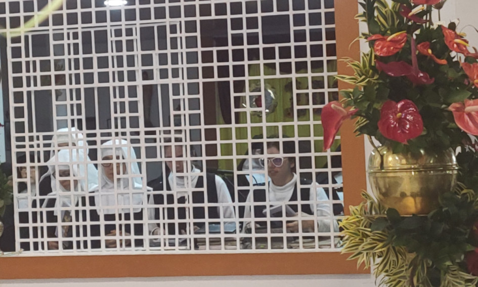 Como antesala a la celebración del Centenario del Monasterio de la Visitación, las religiosas encoran con voces e instrumentos las misas solemnes del Triduo, oficiadas en el Santuario del Sagrado Corazón de Jesús. Como antesala a la celebración del Centenario del Monasterio de la Visitación, las religiosas encoran con voces e instrumentos las misas solemnes del Triduo, oficiadas en el Santuario del Sagrado Corazón de Jesús.