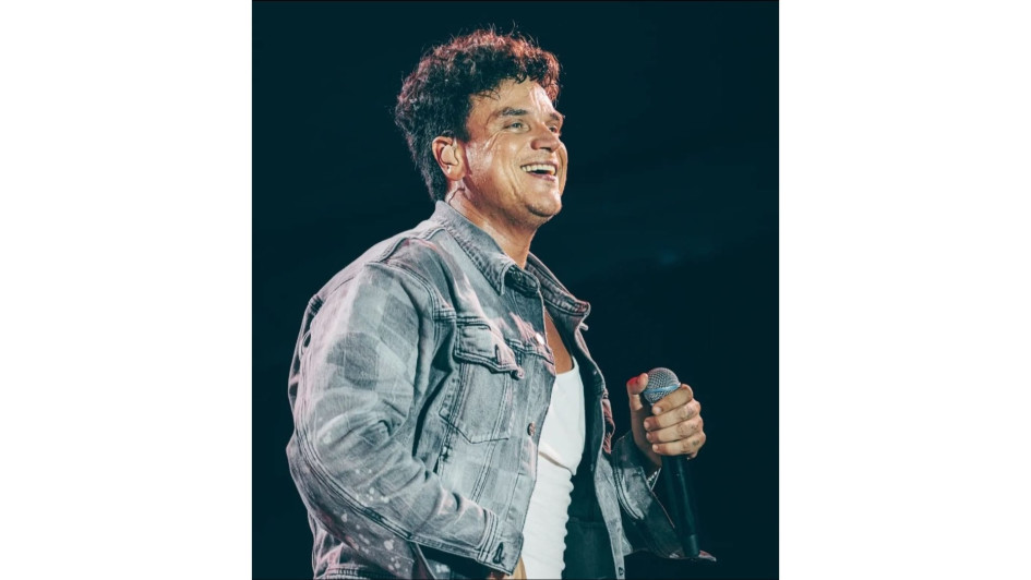 Silvestre Dangond será el artista del pregón de la Feria de Manizales 2025. Silvestre Dangond será el artista del pregón de la Feria de Manizales 2025.