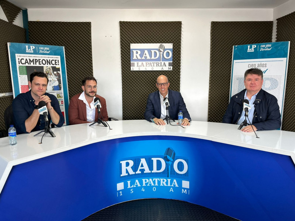 Rodrigo Reyes Restrepo, Jeffrey Bustos, Enrique Samper, Juan David Ramírez. Rodrigo Reyes Restrepo, Jeffrey Bustos, Enrique Samper, Juan David Ramírez.