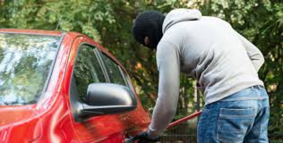 El carro robado es un Aveo El carro robado es un Aveo