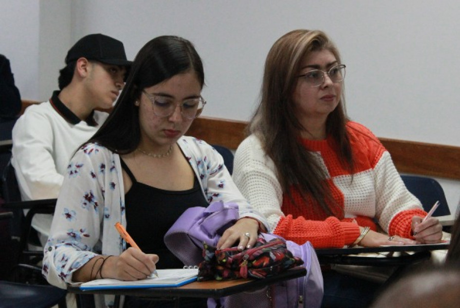 En Manizales, en jornadas diurna y nocturna, además en Riosucio y en La Dorada, se abrirá el pregrado en Administración Pública, de la ESAP Territorial Caldas. En Manizales, en jornadas diurna y nocturna, además en Riosucio y en La Dorada, se abrirá el pregrado en Administración Pública, de la ESAP Territorial Caldas.
