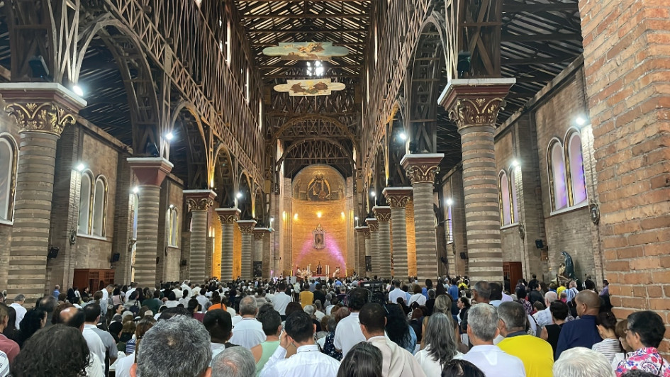 Monseñor Rigoberto Corredor pidió por la dignidad humana en un país violento como Colombia Monseñor Rigoberto Corredor pidió por la dignidad humana en un país violento como Colombia