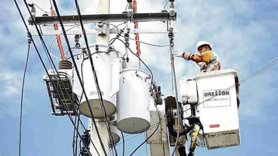Risaralda incrementa sus exportaciones con buses y transformadores eléctricos, mientras que Caldas y Quindío siguen dependiendo del café verde, manufactura y productos agrícolas Risaralda incrementa sus exportaciones con buses y transformadores eléctricos, mientras que Caldas y Quindío siguen dependiendo del café verde, manufactura y productos agrícolas