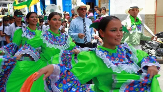 Las bandas musicales encendieron la fiesta en Salamina