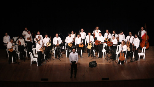 Las estudiantinas abrieron con su música las fiestas del cumpleaños de Manizales 