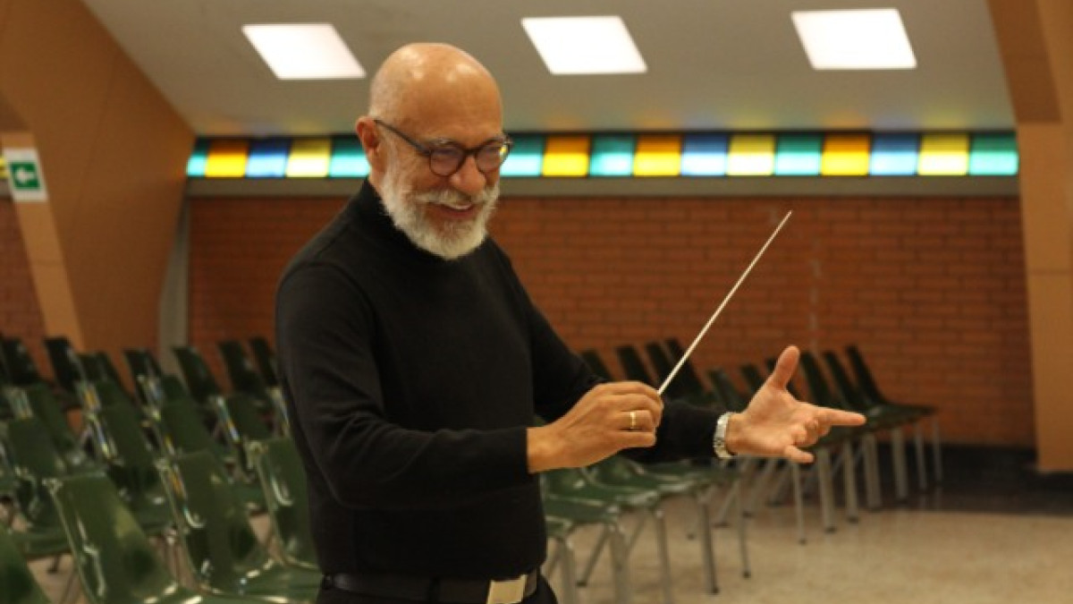 Huverney Cristancho Betancur, director de la Banda Sinfónica del colegio San Luis Gonzaga.