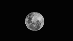 "Luna de Nieve" iluminó la noche en Manizales