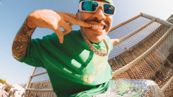 Feid lanza su nuevo álbum, con el que demuestra su lealtad al reguetón