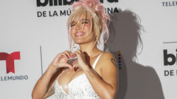 Karol G es la primera latina en recibir el máximo premio de los Billboard femeninos