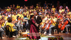 Niños y jóvenes de Batuta pintaron el escenario con música sinfónica en Manizales