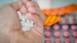 La automedicación, la obesidad y la mala alimentación, enemigas de los riñones